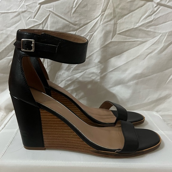 Linea Paolo Women's Elodie Ankle Strap Wedge Sandals Black​ - Picture 1 of 4